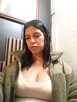 Nathaly 12 online show from April 9, 2026, 11:55 pm