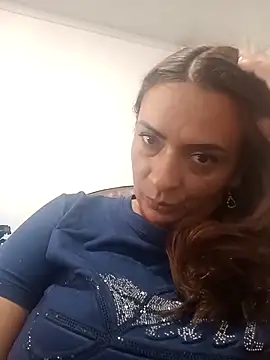 Snapshot of Milf-Prettyboobs chatting on February 18, 2026, 3:52 pm Milf-Prettyboobs online show from February 18, 2026, 3:52 pm