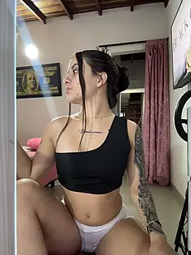 Paulet Johnson online show from February 9, 2026, 4:32 am