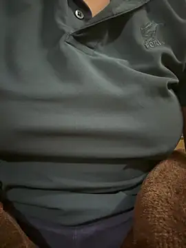 Snapshot of Geeta84847 chatting on March 7, 2025, 10:54 pm Geeta84847 online show from March 7, 2025, 10:54 pm