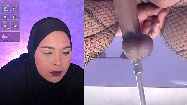 Snapshot of BBWHijab chatting on May 30, 2026, 11:43 pm BBWHijab online show from May 30, 2026, 11:43 pm