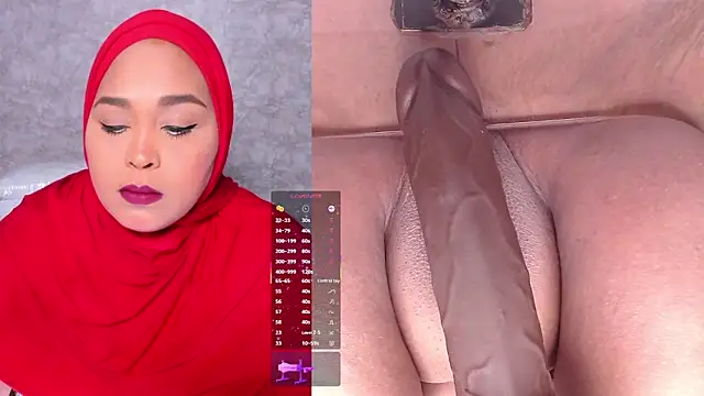 Snapshot of BBWHijab chatting on April 23, 2026, 11:28 pm BBWHijab online show from April 23, 2026, 11:28 pm