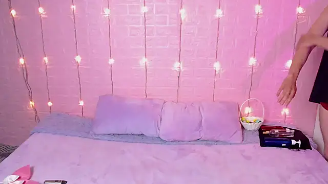 Snapshot of wet_valery chatting on February 22, 2026, 2:03 am wet valery online show from February 22, 2026, 2:03 am