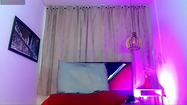 Snapshot of alexsandra_kiss chatting on May 28, 2026, 11:27 am alexsandra kiss online show from May 28, 2026, 11:27 am