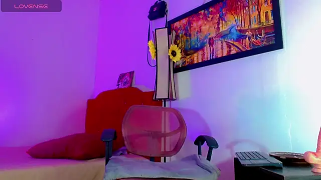 Snapshot of alexsandra_kiss chatting on April 7, 2026, 11:56 am alexsandra kiss online show from April 7, 2026, 11:56 am