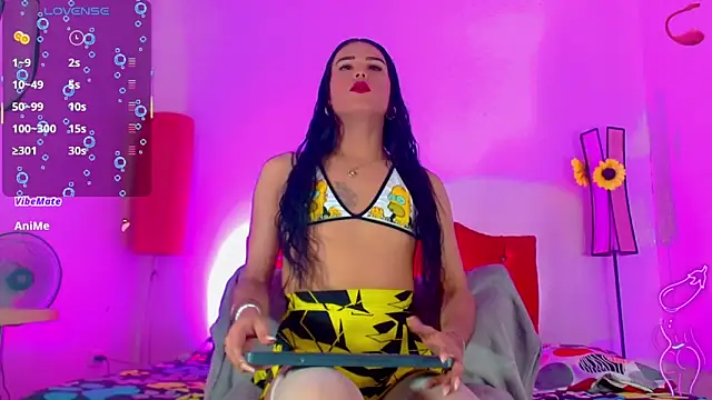 Snapshot of alexsandra_kiss chatting on April 27, 2026, 11:19 am alexsandra kiss online show from April 27, 2026, 11:19 am