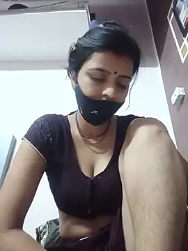 Snapshot of Daya_Chheda chatting on August 1, 2026, 10:08 pm Daya Chheda online show from August 1, 2026, 10:08 pm