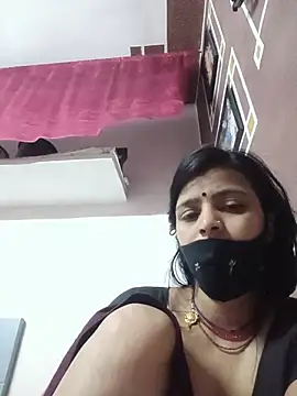 Snapshot of Daya_Chheda chatting on July 22, 2026, 12:01 am Daya Chheda online show from July 22, 2026, 12:01 am