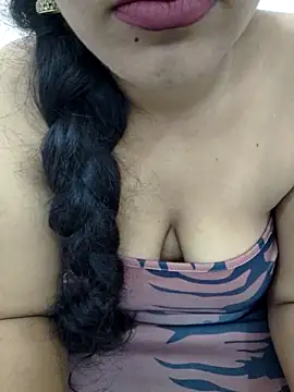 priya 00143 online show from November 8, 2025, 4:27 am