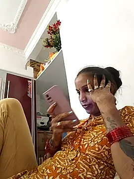 Hotty-Nidhi online show from October 14, 2025, 3:56 pm