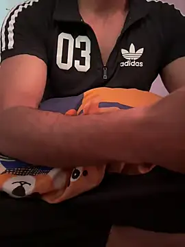 Snapshot of HARSHHU01 chatting on March 15, 2025, 11:08 am HARSHHU01 online show from March 15, 2025, 11:08 am