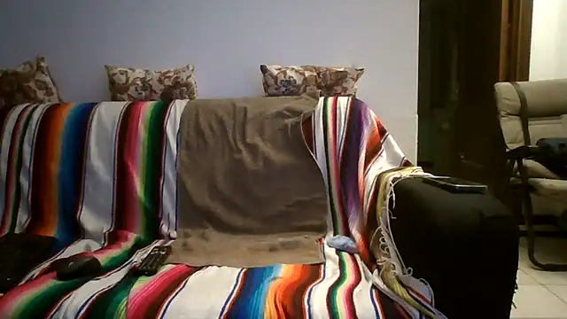 Snapshot of maxxxio12 chatting on June 25, 2026, 7:41 pm maxxxio12 online show from June 25, 2026, 7:41 pm