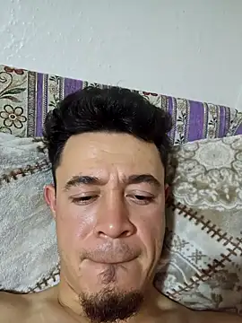 Snapshot of Thunderbolt121 chatting on December 14, 2025, 9:09 pm Thunderbolt121 online show from December 14, 2025, 9:09 pm