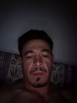 Snapshot of Thunderbolt121 chatting on November 12, 2025, 2:54 pm Thunderbolt121 online show from November 12, 2025, 2:54 pm