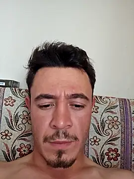 Snapshot of Thunderbolt121 chatting on November 11, 2025, 11:05 am Thunderbolt121 online show from November 11, 2025, 11:05 am