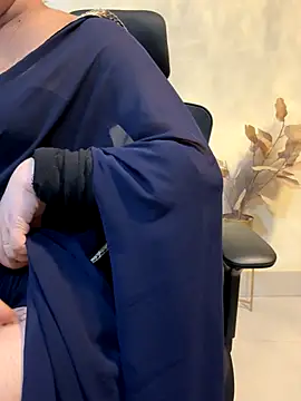 Snapshot of yours_chahat chatting on October 24, 2025, 7:07 am yours chahat online show from October 24, 2025, 7:07 am