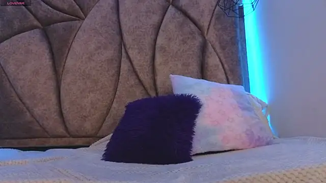 Snapshot of Kanela_miller_ chatting on May 1, 2026, 12:21 pm Kanela miller online show from May 1, 2026, 12:21 pm