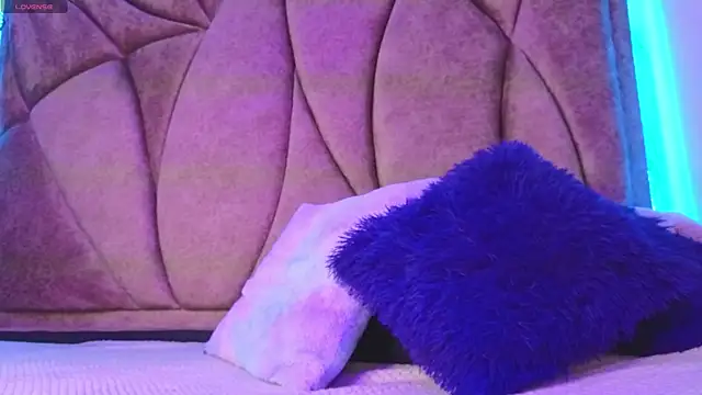 Snapshot of Kanela_miller_ chatting on May 20, 2026, 12:24 pm Kanela miller online show from May 20, 2026, 12:24 pm