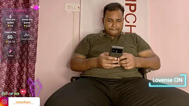Snapshot of Naughty_Rohan_ chatting on July 12, 2026, 2:18 pm Naughty Rohan online show from July 12, 2026, 2:18 pm
