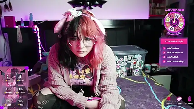 Snapshot of Devil_And_Princess chatting on February 19, 2026, 3:03 am Devil And Princess online show from February 19, 2026, 3:03 am