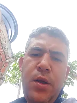 Snapshot of Jefersonj7 chatting on November 24, 2025, 11:32 am Jefersonj7 online show from November 24, 2025, 11:32 am