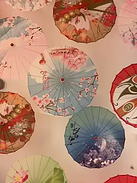 Snapshot of razdetta chatting on March 12, 2025, 4:56 pm razdetta online show from March 12, 2025, 4:56 pm