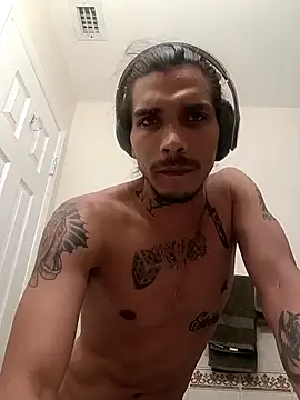 Snapshot of HazelEyedJay420 chatting on March 20, 2025, 9:24 pm HazelEyedJay420 online show from March 20, 2025, 9:24 pm