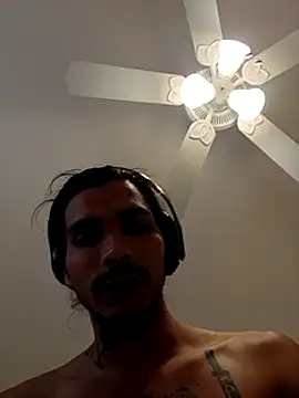 Snapshot of HazelEyedJay420 chatting on March 14, 2025, 5:02 pm HazelEyedJay420 online show from March 14, 2025, 5:02 pm