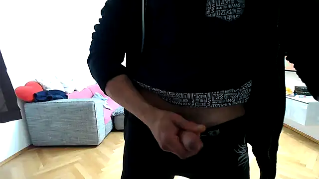 Snapshot of P_K_33 chatting on December 19, 2025, 5:59 pm P K 33 online show from December 19, 2025, 5:59 pm