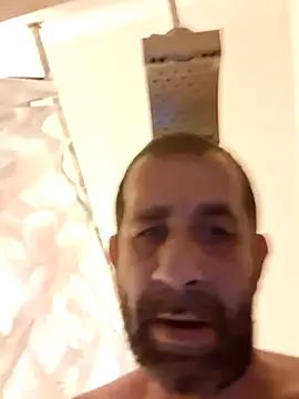 Snapshot of mayg chatting on July 8, 2026, 9:21 am mayg online show from July 8, 2026, 9:21 am