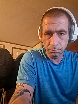 Snapshot of mayg chatting on June 16, 2026, 4:45 am mayg online show from June 16, 2026, 4:45 am