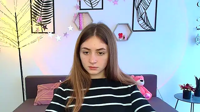 Snapshot of LilyHaart chatting on March 12, 2025, 2:12 pm LilyHaart online show from March 12, 2025, 2:12 pm