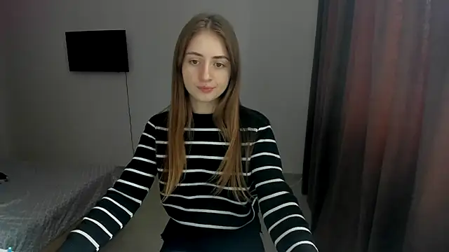 Snapshot of LilyHaart chatting on October 2, 2025, 9:01 am LilyHaart online show from October 2, 2025, 9:01 am