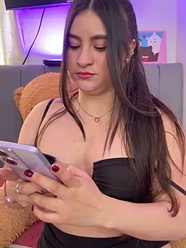 HADARA   online show from March 8, 2026, 9:40 pm