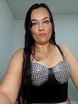 Snapshot of megan_milf79 chatting on November 30, 2025, 5:36 pm megan milf79 online show from November 30, 2025, 5:36 pm