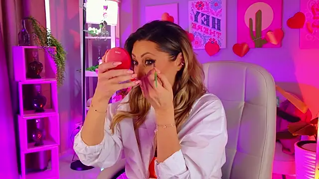 SarahAlluring online show from March 13, 2026, 11:48 am