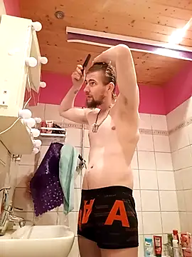 ThePython666 online show from September 23, 2025, 10:11 am