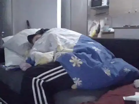 ThePython666 online show from March 18, 2025, 4:29 am