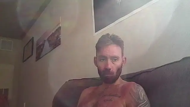Snapshot of whowantsacreampie chatting on May 14, 2026, 9:01 pm whowantsacreampie online show from May 14, 2026, 9:01 pm