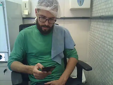 Snapshot of pdasgyn chatting on May 21, 2026, 12:57 pm pdasgyn online show from May 21, 2026, 12:57 pm