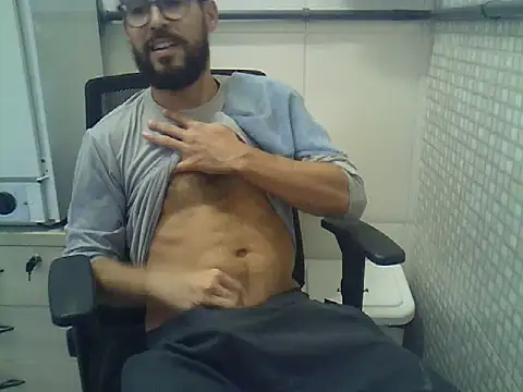 Snapshot of pdasgyn chatting on April 27, 2026, 4:49 pm pdasgyn online show from April 27, 2026, 4:49 pm