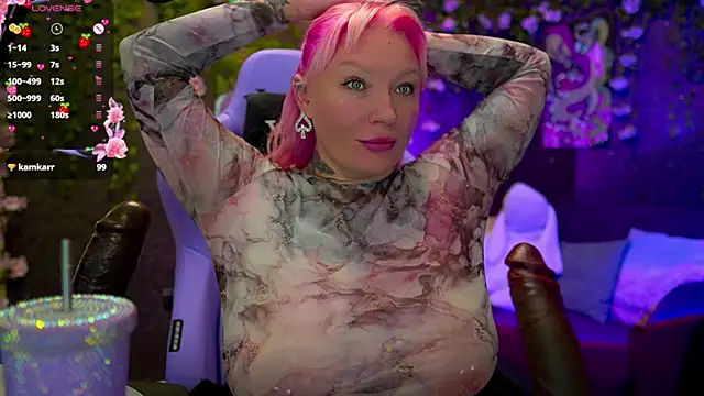 Snapshot of BlackedBarbie chatting on October 3, 2025, 1:01 pm BlackedBarbie online show from October 3, 2025, 1:01 pm