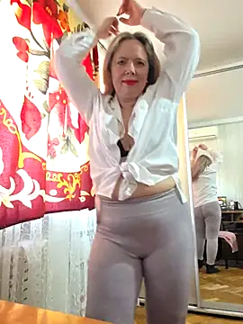 Irina3718 online show from March 9, 2026, 1:47 pm