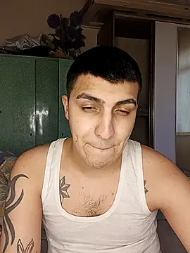 Snapshot of Kadir1320@xh chatting on March 11, 2025, 10:07 am Kadir1320xh online show from March 11, 2025, 10:07 am