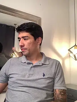 Snapshot of valery_and_Dani_ chatting on December 5, 2025, 8:06 pm valery and Dani online show from December 5, 2025, 8:06 pm