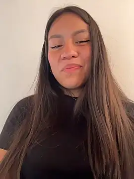 Snapshot of -Selene- chatting on March 5, 2026, 8:49 pm -Selene- online show from March 5, 2026, 8:49 pm