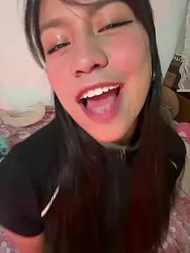 Snapshot of -Selene- chatting on April 9, 2026, 3:08 am -Selene- online show from April 9, 2026, 3:08 am