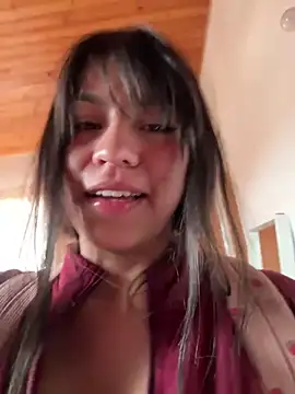 Snapshot of -Selene- chatting on April 10, 2026, 6:48 pm -Selene- online show from April 10, 2026, 6:48 pm