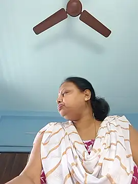 Arohi35 online show from May 3, 2026, 1:22 am