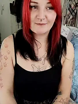 Snapshot of TiffiChantiT2 chatting on October 9, 2025, 12:28 pm TiffiChantiT2 online show from October 9, 2025, 12:28 pm